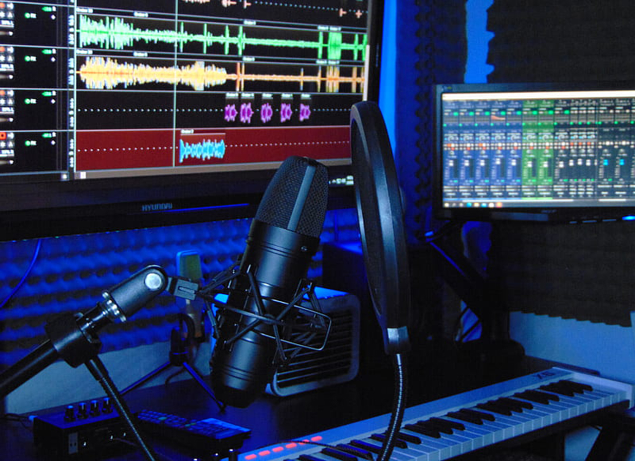 HD-wallpaper-ch-recording-studio-keyboard-microphone-piano
